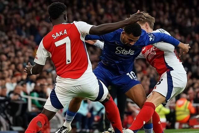 塞尔希-多明格斯：伊尼戈拥有领袖气质；目标是回到巴萨踢球（塞尔希-多明格斯：伊尼戈具领袖气质，个人目标是重返巴萨踢球）