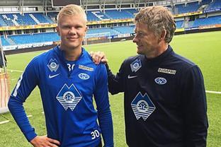 被压制整场，最后完成逆袭（全程受压，最终上演逆转）