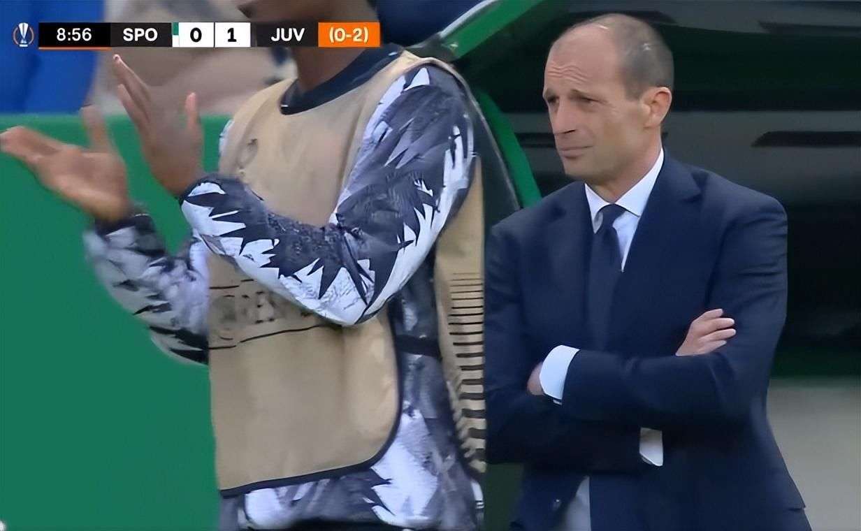 莫雷托：那不勒斯想在冬窗从罗马引进洛伦佐-佩莱格里尼（莫雷托：那不勒斯计划在冬窗向罗马求购洛伦佐-佩莱格里尼）