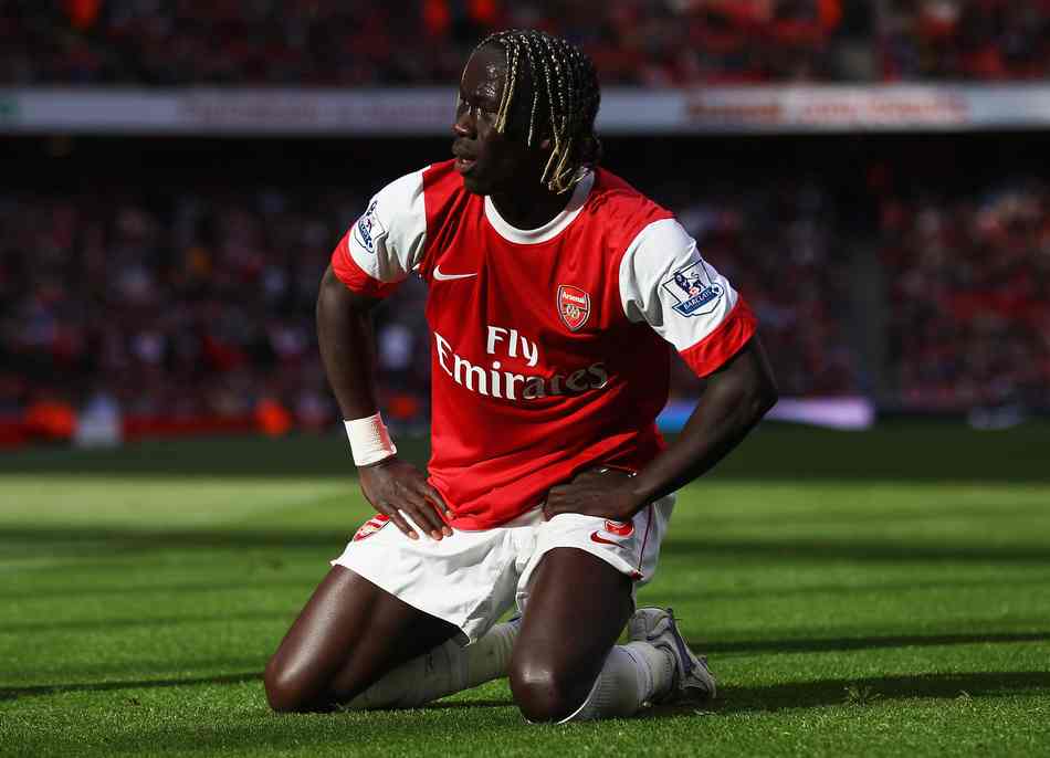 杜兰特连续得分，引领全队节奏（杜兰特连连取分，带动全队节奏）