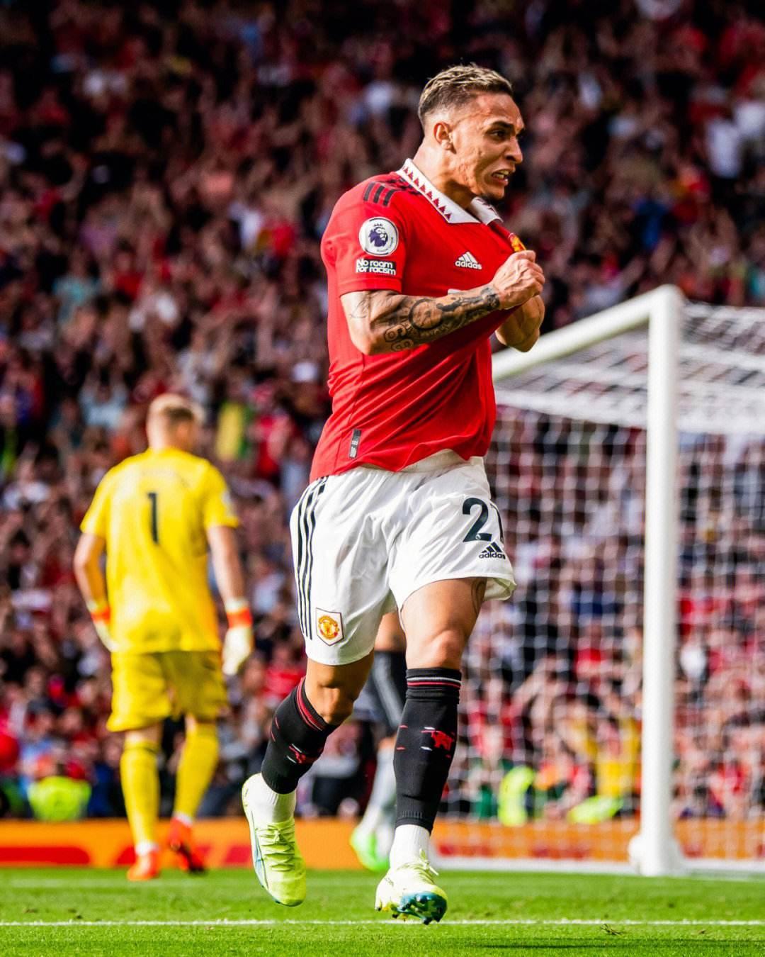 队报：巴黎有意埃里克-加西亚，可能在冬窗行动（队报：巴黎看中埃里克-加西亚，冬窗或将出手）