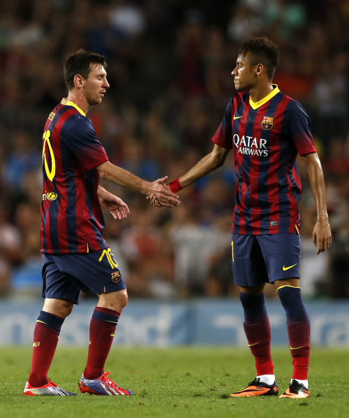 重庆铜梁龙“中超·重庆回来了”冲超庆典圆满举行（重庆铜梁龙“中超·重庆回来了”冲超庆典圆满落幕）