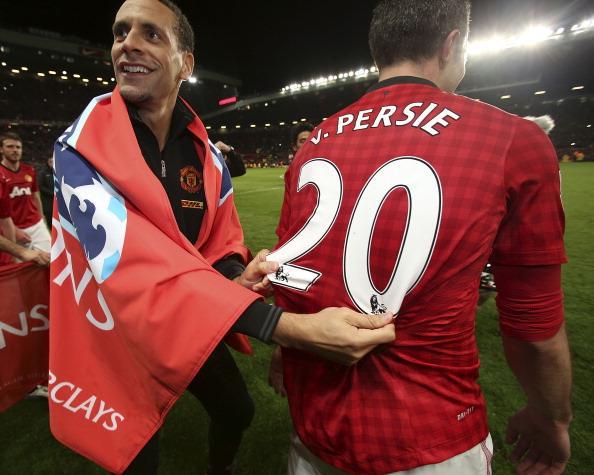 世界杯位置稳了？邮报：凯恩、贝林等五人参与英格兰队新球衣拍摄（入围世界杯无悬念？邮报称凯恩、贝林等五人参与英格兰新战袍拍摄）