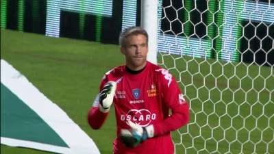 中场球员的职责是什么？（中场球员的主要职责有哪些？）