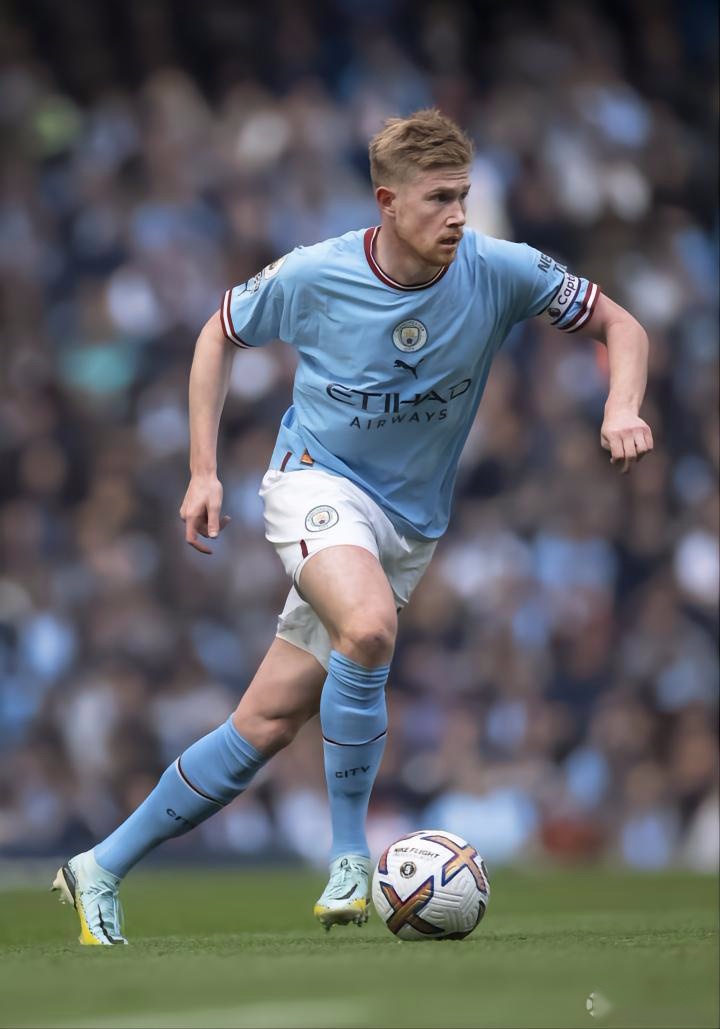 梅西当选本赛季美职联MVP，是美职联历史首位蝉联MVP的球员（梅西荣膺本季美职联MVP，创联盟首位连庄纪录）