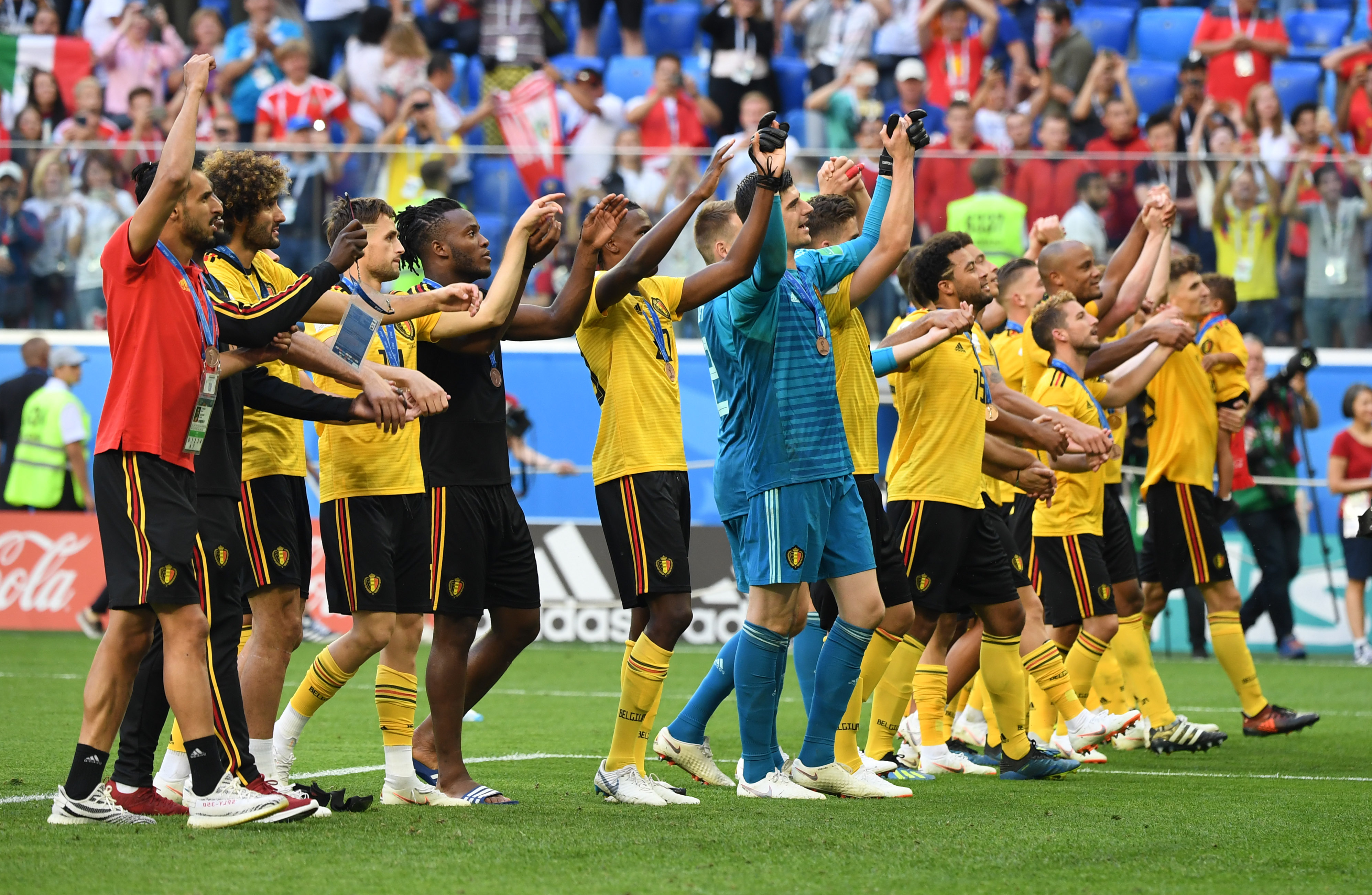 68分钟3-0！朱婷16分获单场最佳，科内利亚诺欧冠23连胜冲世俱杯（68分钟速胜3-0！朱婷砍16分当选全场最佳，科内利亚诺欧冠豪取23连胜剑指世俱杯）