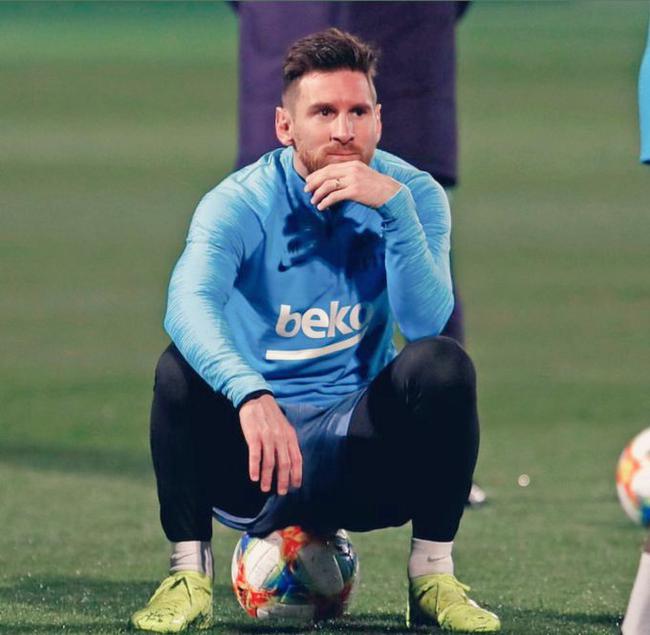 比利时年度最佳教练候选：孔帕尼、摩纳哥主帅波科尼奥利在列（比利时年度最佳教练候选名单出炉：孔帕尼与摩纳哥主帅波科尼奥利入选）